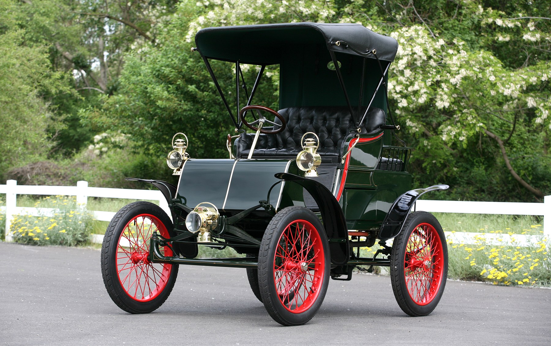 1901 Packard Model C Dos-á-Dos Runabout | Gooding Christie's